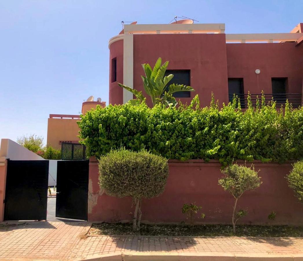 Villa Yasmine Suite Avec Jacuzzi Reservee Aux Familles Marrakesh Ngoại thất bức ảnh