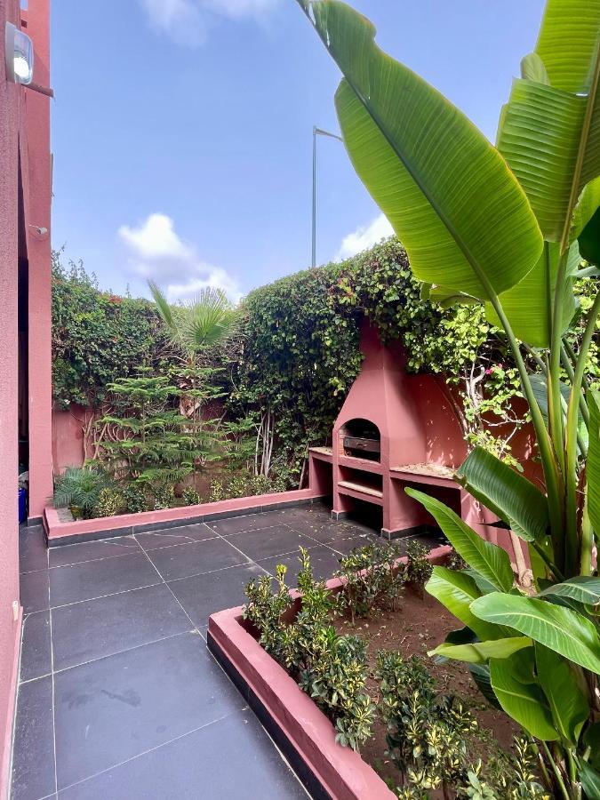 Villa Yasmine Suite Avec Jacuzzi Reservee Aux Familles Marrakesh Ngoại thất bức ảnh